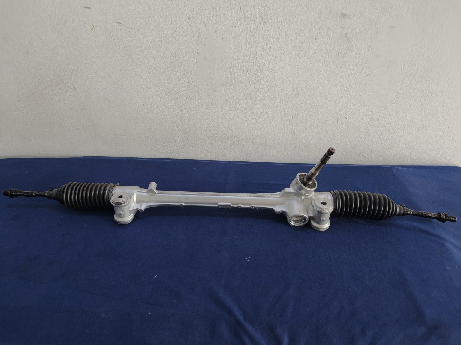 TOYOTA VIOS NCP93 POWER STEERING RACK