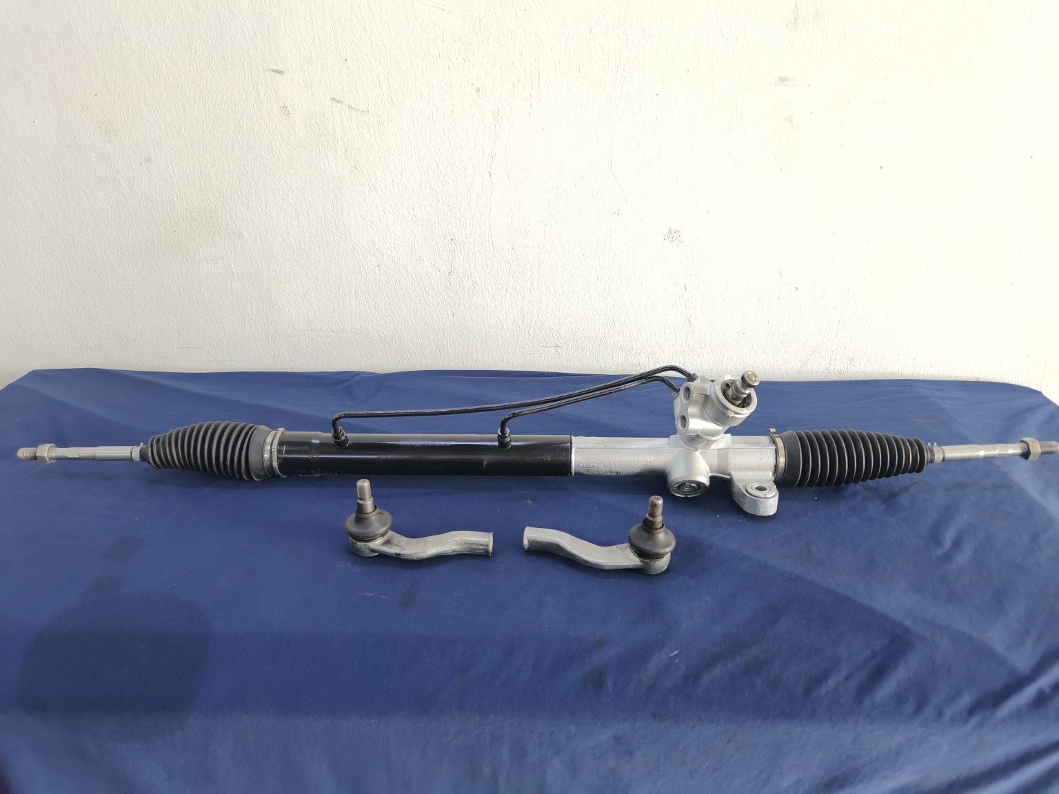 PERODUA ALZA POWER STEERING RACK